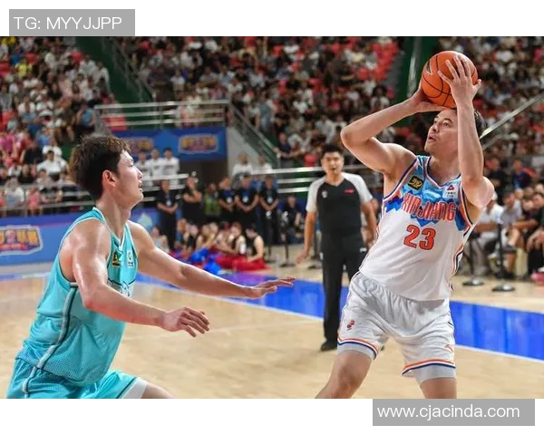 CBA精彩重播广东队对阵青岛队全场回顾与精彩瞬间分析